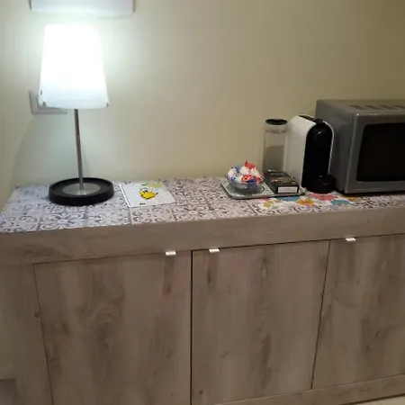 Casa Betty - Vicino Alle Terme E Igea Apartmán